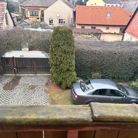 Restaurace A Penzion Podloubi Opočno Esterno foto